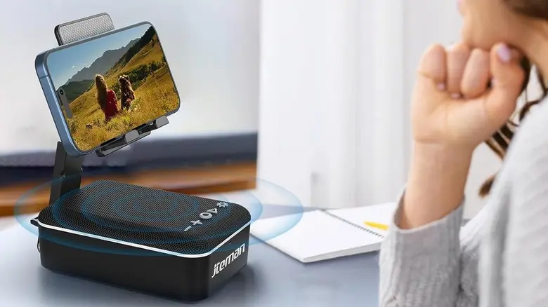 پایهٔ گوشی Jteman روی میز