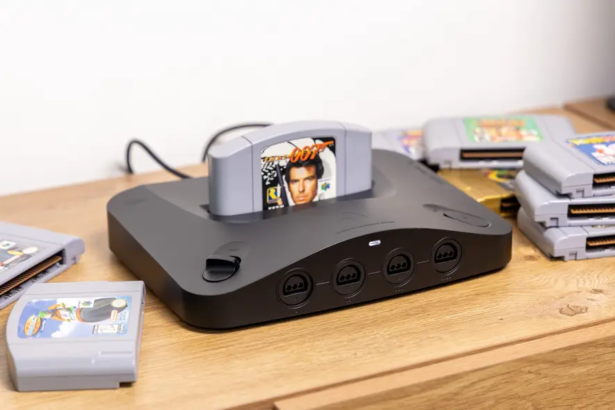 بررسی Analogue 3D 04