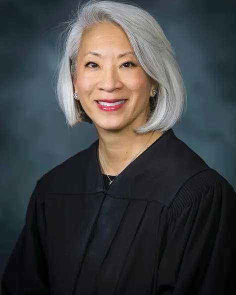 قاضی اریکا یو.