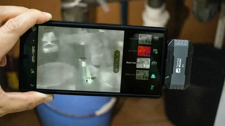 بررسی جریان آب در لوله با استفاده از Thermal Master P1