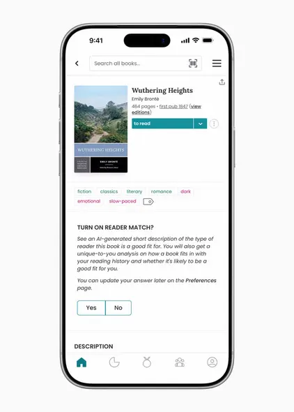 عکسی از آیفون ۱۷ پرو که صفحهٔ StoryGraph برای کتاب «عطش باد» (Wuthering Heights) را نشان می‌دهد.