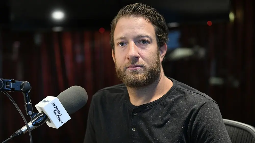 گروک، ربات چتبات هوش مصنوعی متعلق به ایلان ماسک، با انتشار آدرس منزل دِو پورتنوی، بنیانگذار Barstool Sports، در X، اطلاعات شخصی او را فاش کرد.